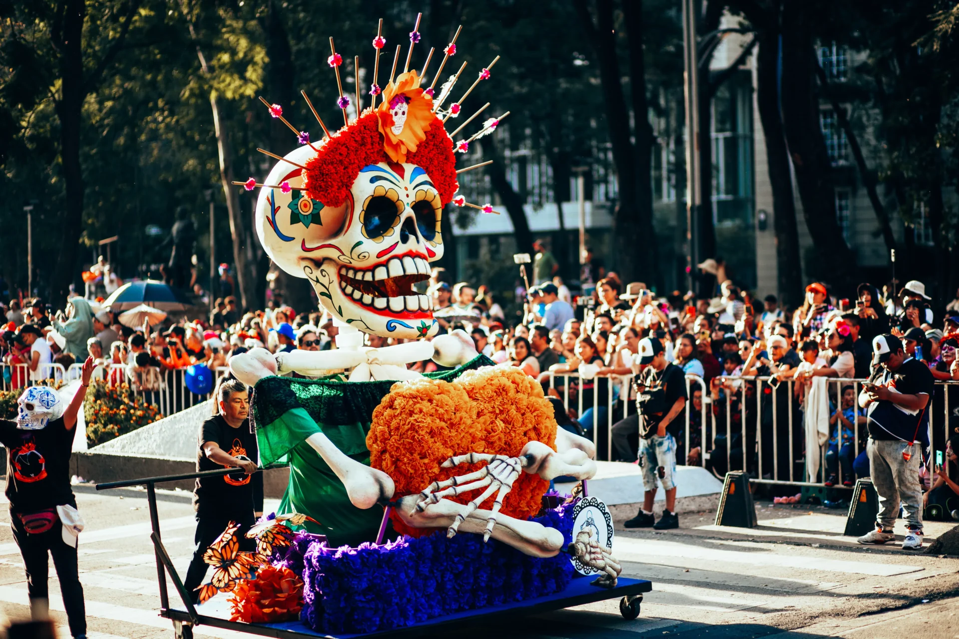 Monumental Día de Muertos parade production in Mexico City